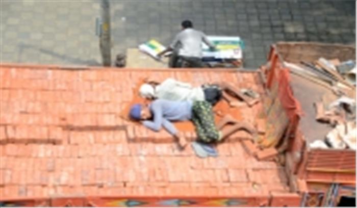 उत्तराखंड : कैम्पों में ठहरे मजदूरों में बढ़ी घर जाने की बेचैनी उत्तराखंड : कैम्पों में ठहरे मजदूरों में बढ़ी घर जाने की बेचैनी