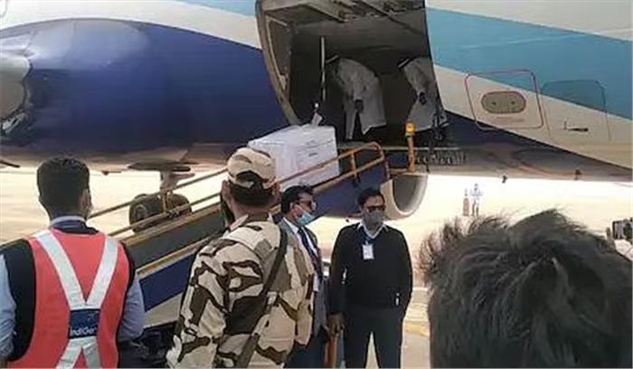 कोरोना को मात देने के लिए वैक्सीन की पहली खेप पहुंची लखनऊ कोरोना को मात देने के लिए वैक्सीन की पहली खेप पहुंची लखनऊ