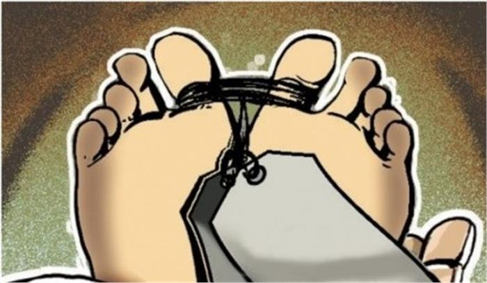 पुणे के व्यक्ति ने एंबुलेंस के इंतजार में कुर्सी पर दम तोड़ा