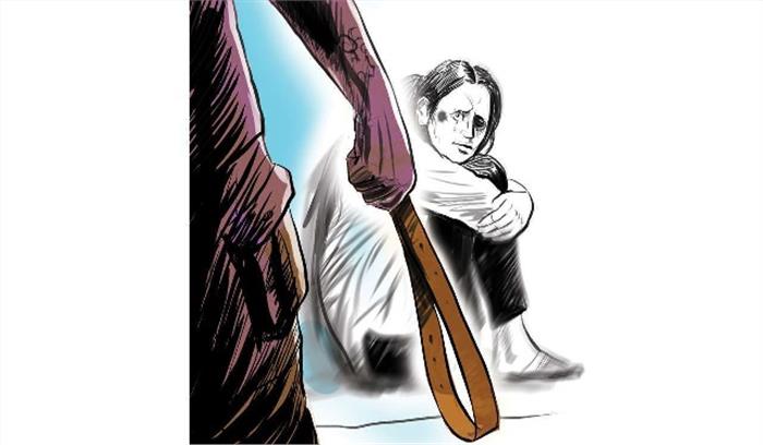 लॉकडाउन के दौरान बढ़ी महिलाओं के साथ घरेलू हिंसा,  आंकड़े जानकर हो जाएंगे हैरान