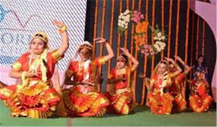 देश की संस्कृति से परिचय कराने के लिए ‘वेबनार’का आयोजन देश की संस्कृति से परिचय कराने के लिए ‘वेबनार’का आयोजन