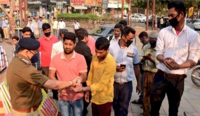 78 प्रतिशत लोग हैंड सैनिटाइजर और 78.5 लोग सेल्फ आइसोलेशन के खिलाफ