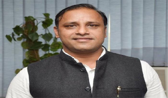 सेवानिवृत्त अधिकारियों की नियुक्ति पर उठे सवाल