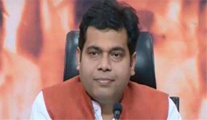 अखिलेश के शासनकाल में रखी गयी थी जीपीएफ घोटाले की बुनियाद : श्रीकांत