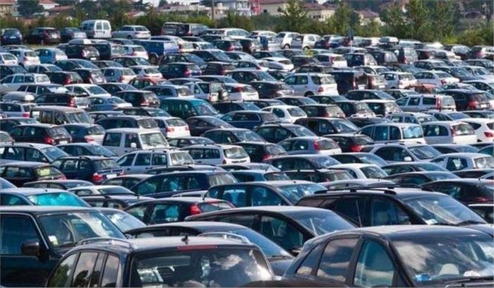 आटोमोबाइल क्षेत्र में मंदी का झटका: अगस्त में यात्री कारों की बिक्री 41.1 प्रतिशत गिरी