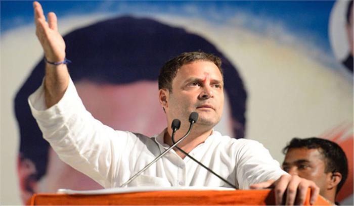 देश का चौकीदार तो चोरी कर रहा : राहुल गांधी