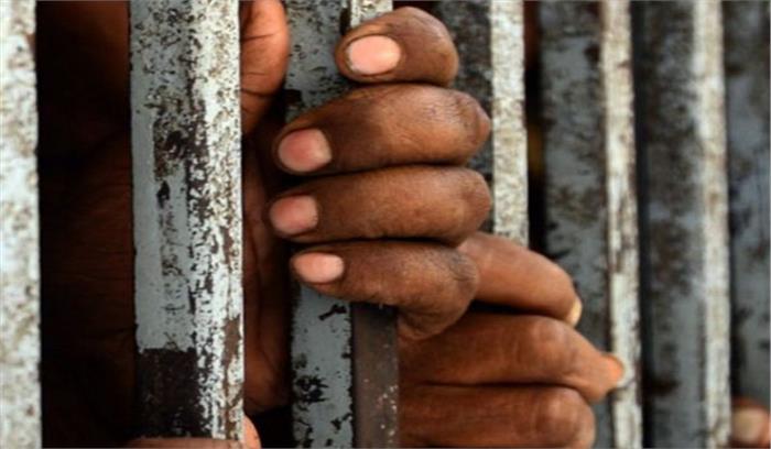 देश की जेलों में निर्धारित क्षमता से ज्यादा कैदी