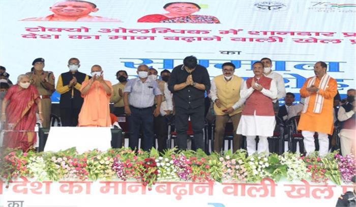 देश का नाम रोशन करने वाले हुए सम्मानित, नीरज चोपड़ा बोले यूपी ने सभी का सम्मान करके एक मिसाल कायम की है