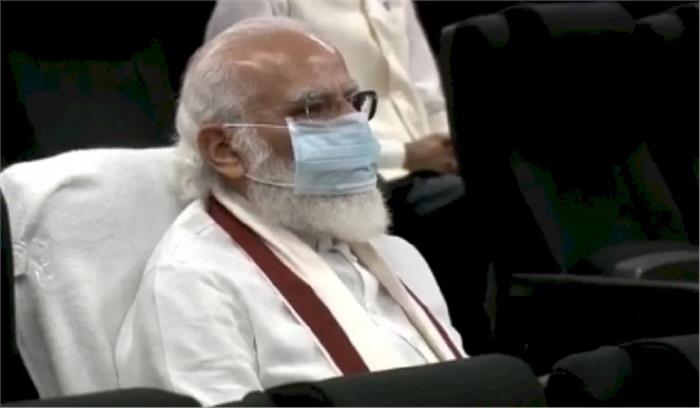 देश में देशभक्ति का अपमान हो रहा है : मोदी देश में देशभक्ति का अपमान हो रहा है : मोदी