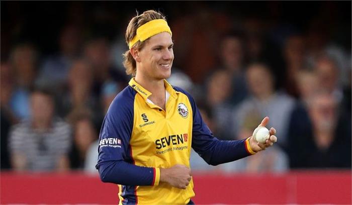 विटेलिटी ब्लास्ट सीजन के लिए एसेक्स से फिर जुड़े जाम्पा