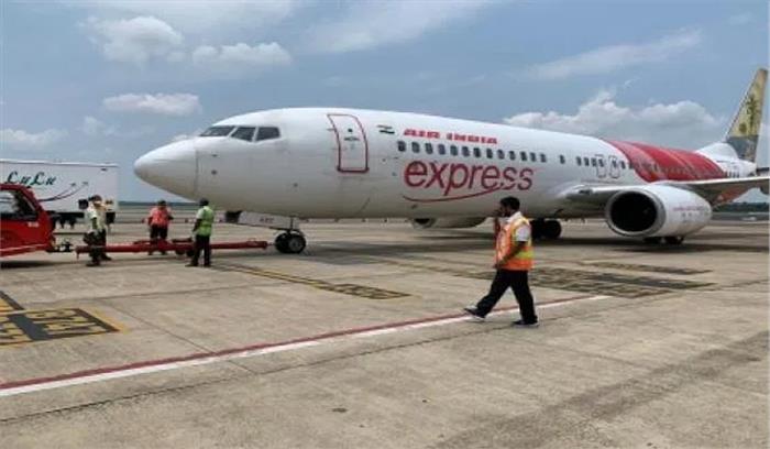 कोविड-19 : एयरइंडिया ने माना नोएडा प्रशासन का अनुरोध, क्रू मेंबर्स अब दिल्ली में होंगे क्वारंटीन