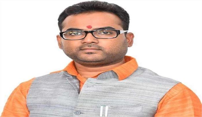 कोविड-19 : भाजपा विधायक प्रजापति राहत कोष में देंगे 1 माह का वेतन