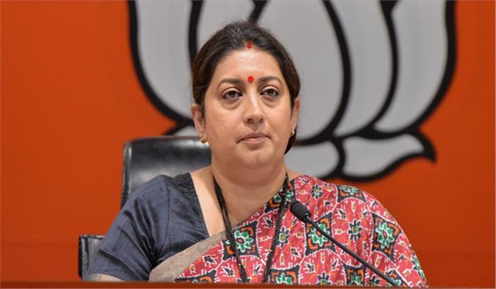 कोविड पीड़ित हर बच्चे की मदद करेगी सरकार : ईरानी