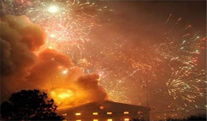 पटाखा फैक्टरी के गोदाम में विस्फोट, चार की मौत