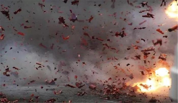 अलीगढ़: पटाखों में हुए विस्फोट से मां-बेटी की मृत्यु, दो घायल