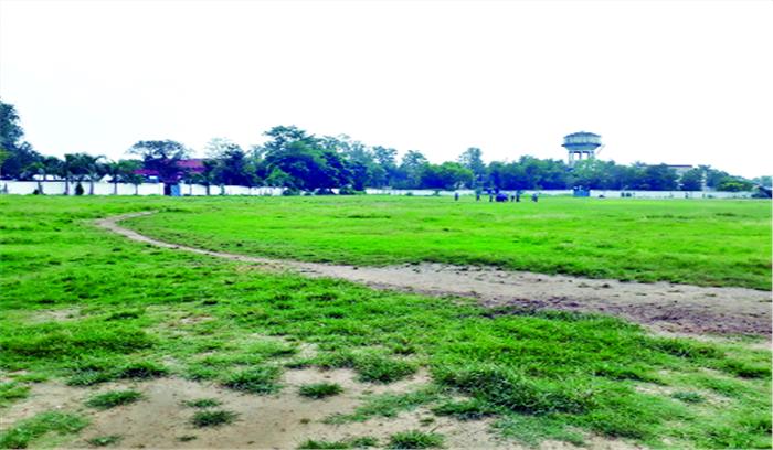 35 लाख में ठेका फिर भी क्रिकेट मैदान जंगल!