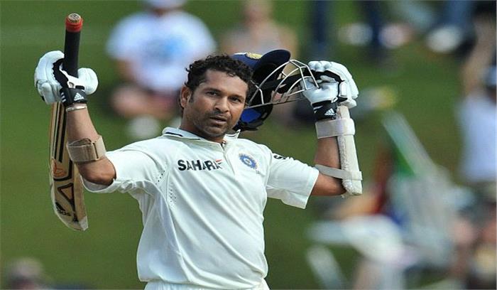 रिटायरमेंट के पांच साल बाद भी रनों के शिखर पर कायम हैं क्रिकेट के भगवान सचिन तेंदुलकर