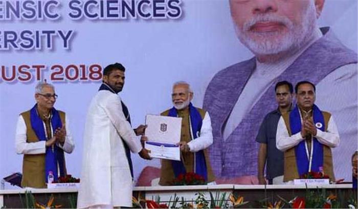 साइबर अपराध देश की सुरक्षा के लिए चुनौती : मोदी