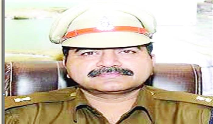 एसटीएफ एएसपी त्रिवेणी सिंह बने डॉ. त्रिवेणी सिंह