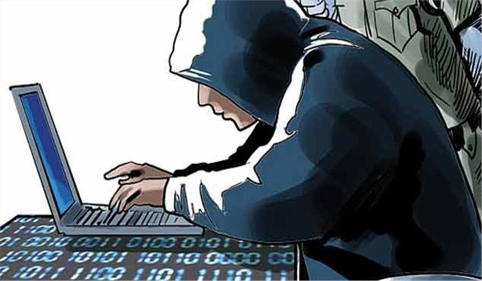 साइबर ठग ने खाते से उड़ाए एक लाख