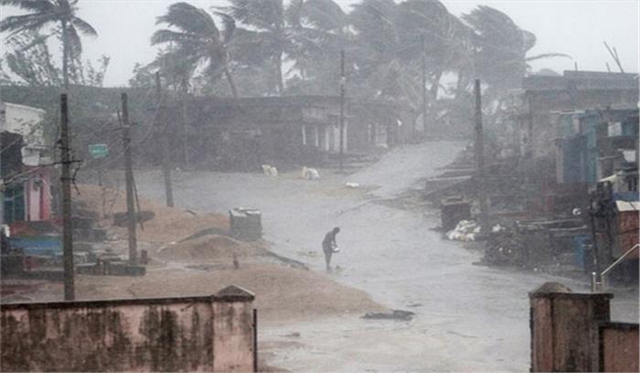 ओडिशा और आंध्र प्रदेश में तितली ने मचाई तबाही, 10 लोगों की मौत