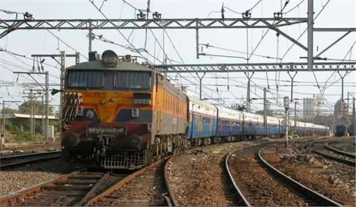 चक्रवाती तूफान फेनी को लेकर बेंगलुरू से चलने वाली 10 ट्रेनें रद्द