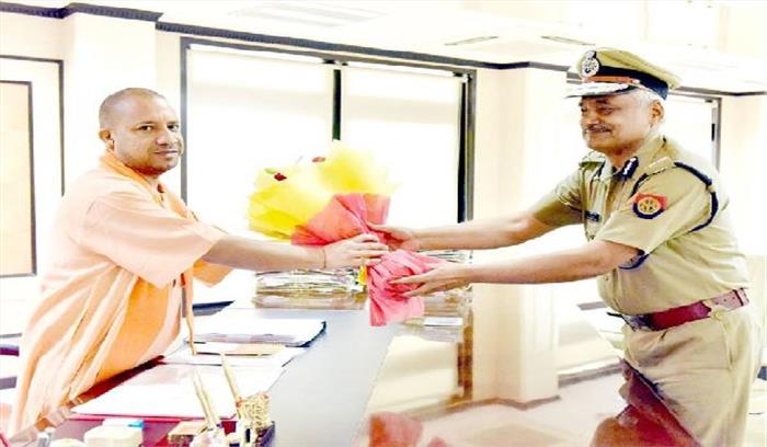 भव्य परेड आयोजित कर सुलखान सिंह को  दी गयी विदाई