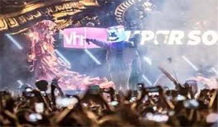 डीजे मार्शमेलो के कार्यक्रम के आयोजक के खिलाफ मामला दर्ज करने की मांग