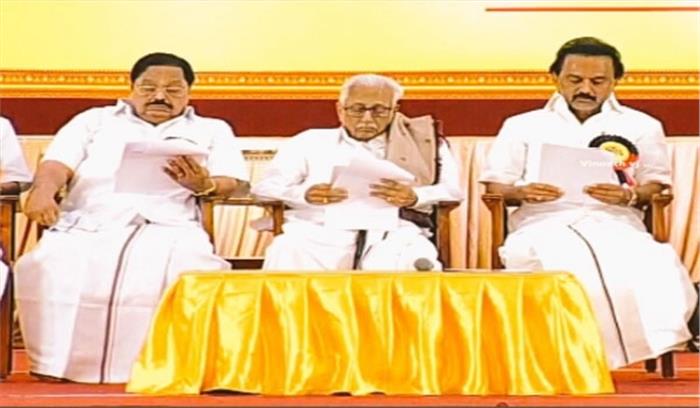 द्रमुक नेताओं ने स्टालिन का समर्थन किया