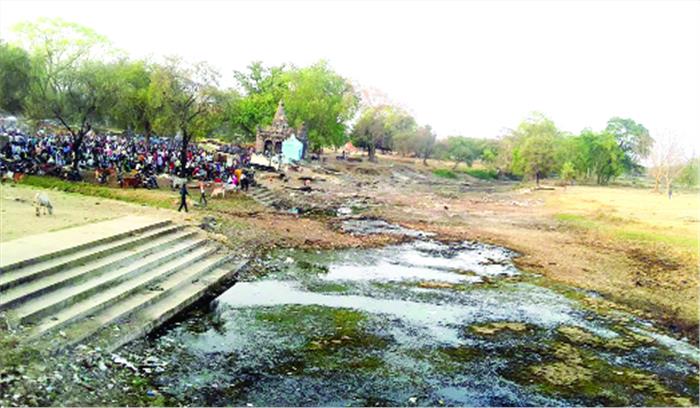 डभरा क्षेत्र के दो दर्जन गांवों में पेयजल संकट