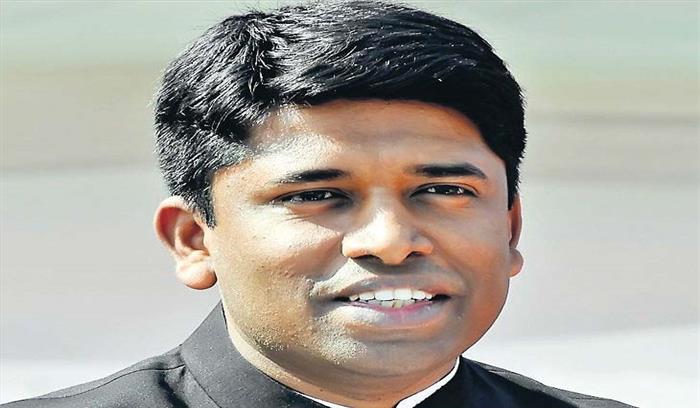 आईएएस अधिकारी गोपीनाथन का इस्तीफा