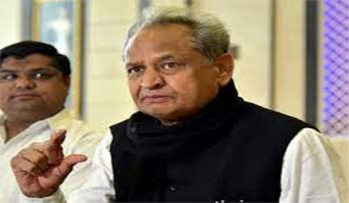 दलित की हत्या की तुलना लखीमपुर खीरी घटना से करना बेमतलब : गहलोत