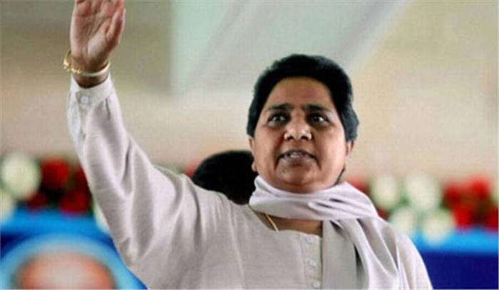 दलितों की आवाज बन मायावती ने जमाई राजनीति में धाक