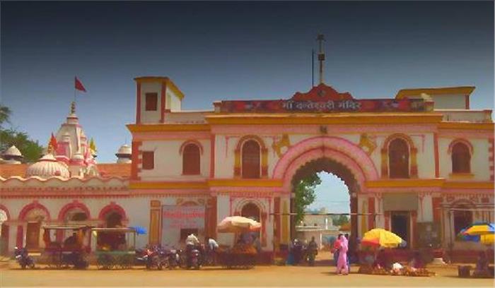  दंतेश्वरी मंदिर में जीवबली की जगह सात्विक बलि की परंपरा