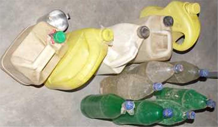 30 लीटर महुआ शराब जब्त