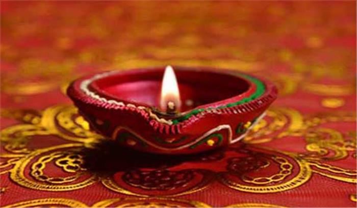 नंदगांव में 5 किलो गाय के घी से जलाया जाता है दीपक
