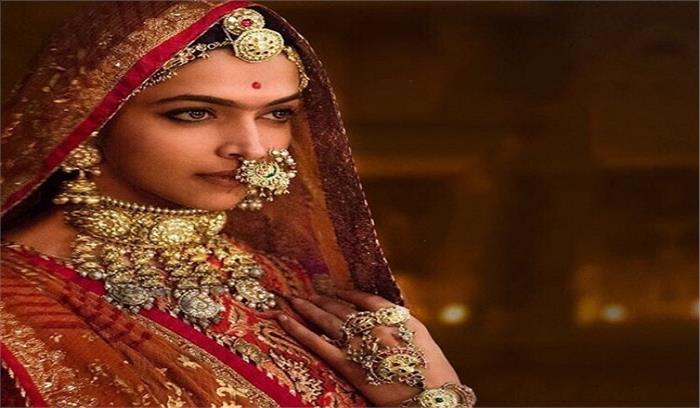 शादियों में दीपिका पादुकोण के पद्मावत लुक की मांग शादियों में दीपिका पादुकोण के पद्मावत लुक की मांग