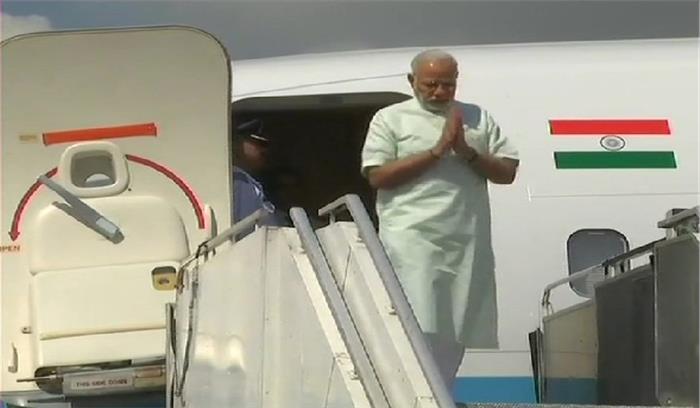  पीएम मोदी चेन्नई पहुंचे,डिफेंस एक्सपो का करेंगे उद्घाटन