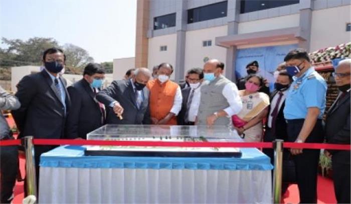 रक्षा विनिर्माण में देश की उपलब्धियों का प्रदर्शन करेगा एरो इंडिया : राजनाथ