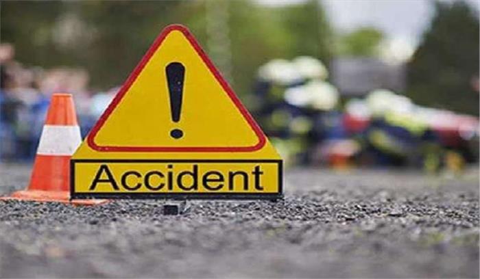उत्तराखंड: सड़क दुर्घटना में तीन पर्यटकों की मौत