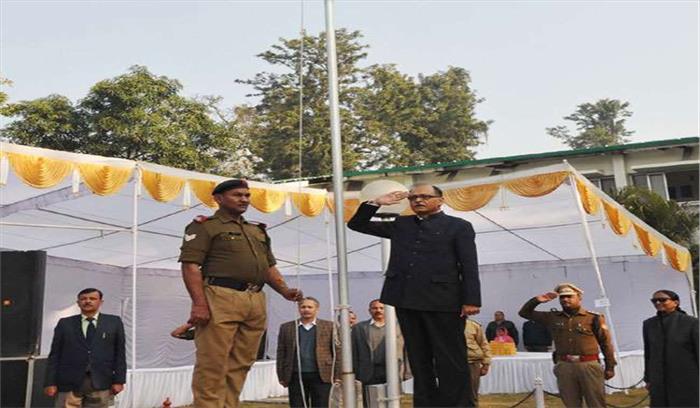 हमारा संविधान शाश्वत मानव मूल्यों पर आधारित: मुख्य सचिव