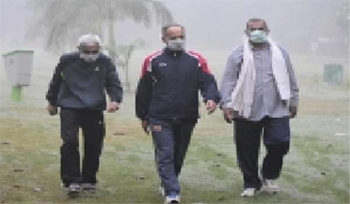 दिल्ली में हवा की गुणवत्ता अब भी गंभीर