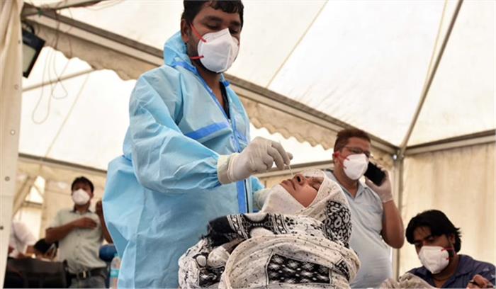 दिल्ली में कोविड पॉजिटिविटी दर 5 प्रतिशत से नीचे, 1 अप्रैल के बाद सबसे कम 3009 नए मामले