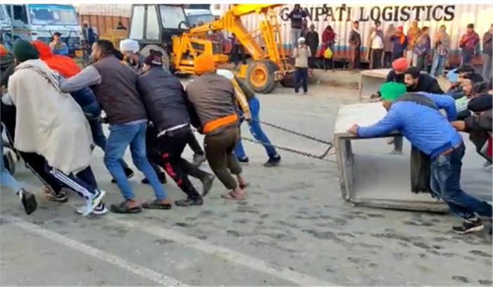 दिल्ली की सीमाएं सील, आज से यूपी में भी हाईवे पर धरने की घोषणा