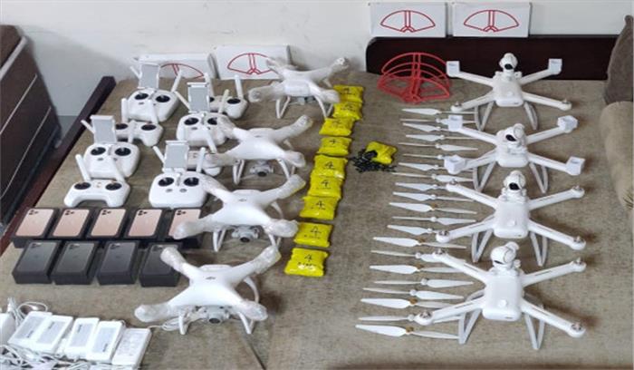 दिल्ली : हवाईअड्डे पर ड्रोन की सबसे बड़ी खेप जब्त, 1 शख्स गिरफ्तार