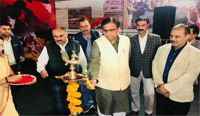 इंडिया गेट: अंतरराष्ट्रीय गीता जयंती प्रदर्शनी शुरू