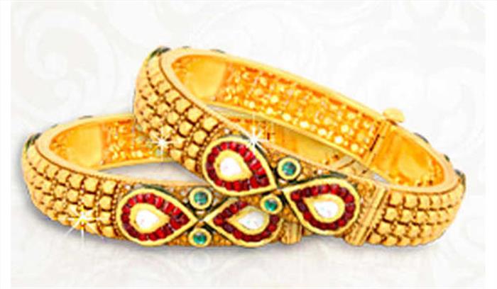 अक्षय तृतीया पर फीकी पड़ी सोने-चांदी की चमक