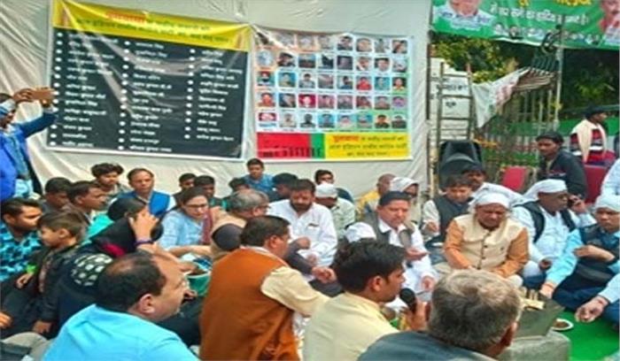 दिल्ली : पुलवामा हमले के शहीदों के लिए हवन, कश्मीरी पंडित भी हुए शामिल