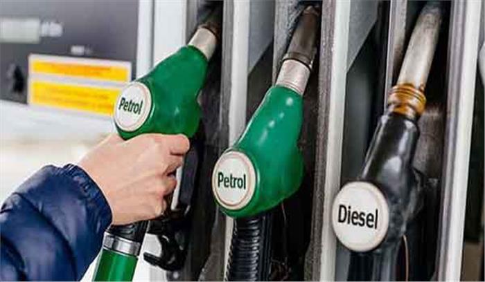 पेट्रोल की कीमतों में बड़ी गिरावट, डीजल भी हुआ सस्ता