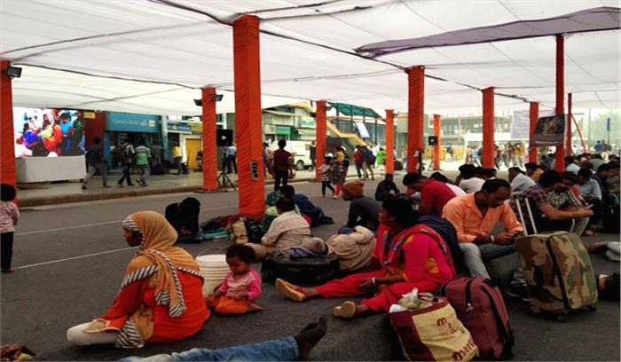 दिल्ली : पूर्वांचल बहुल बुराड़ी में बुनियादी सुविधाएं हैं चुनावी मुद्दा